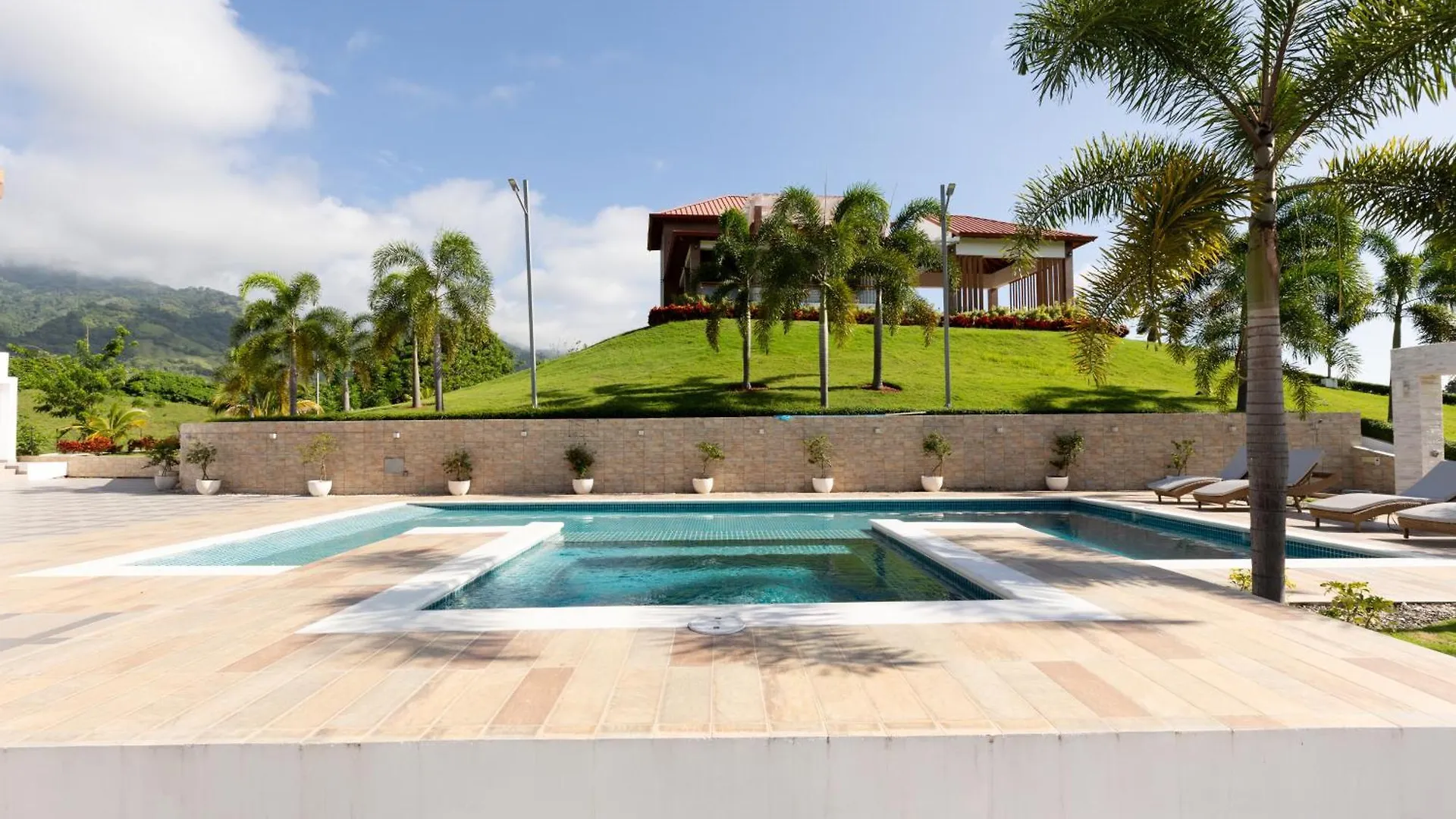 Villa Green Hills Bonao República Dominicana